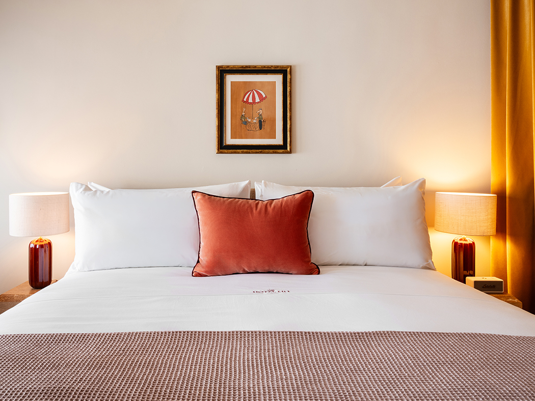 The Hotel Lili The Lil King R 01