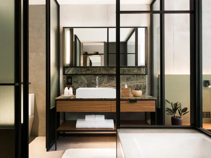 Rooms & Suites at The Warehouse in Singapore - Design Hotels™