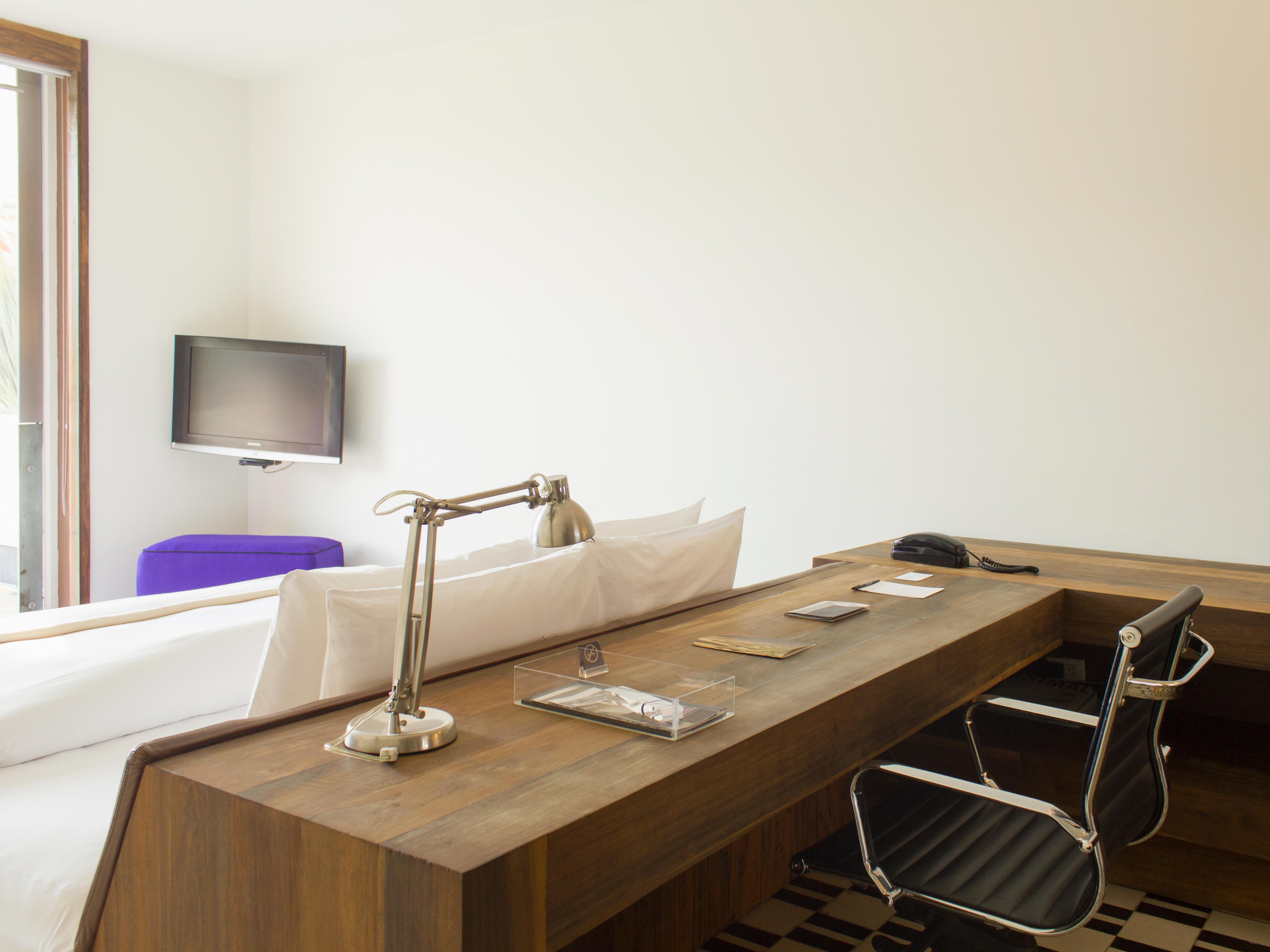 Double, La Purificadora