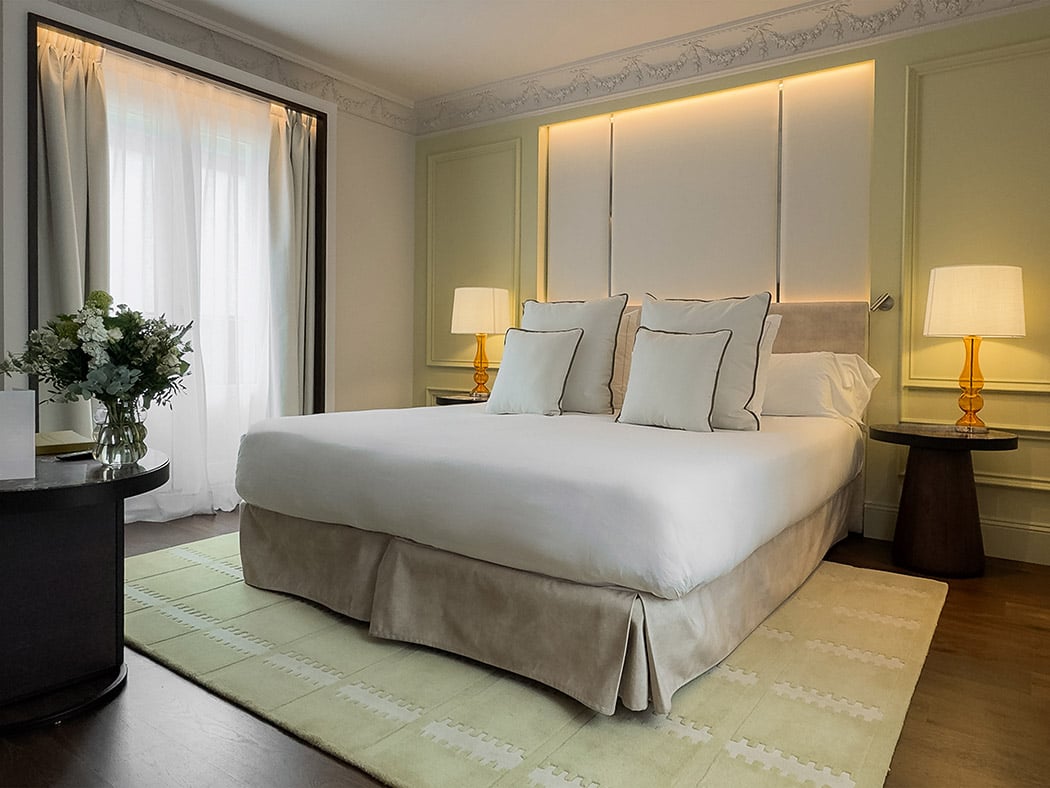 Hospes Puerta Alcala Deluxe Triple Room R 02