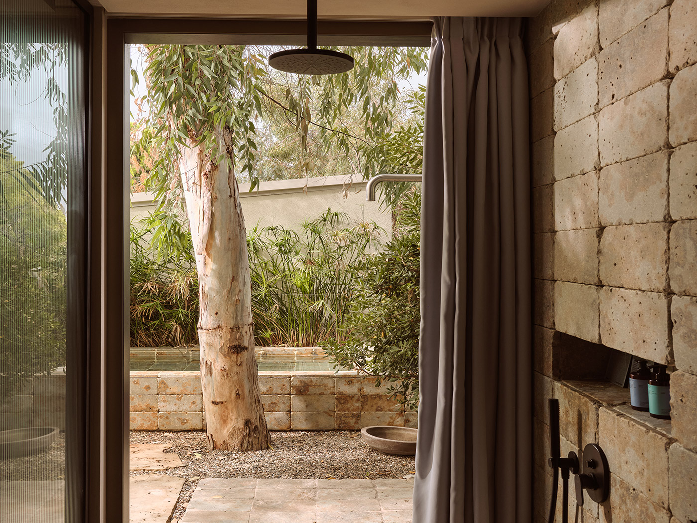 Ekies All Senses Herbs Villa R 12