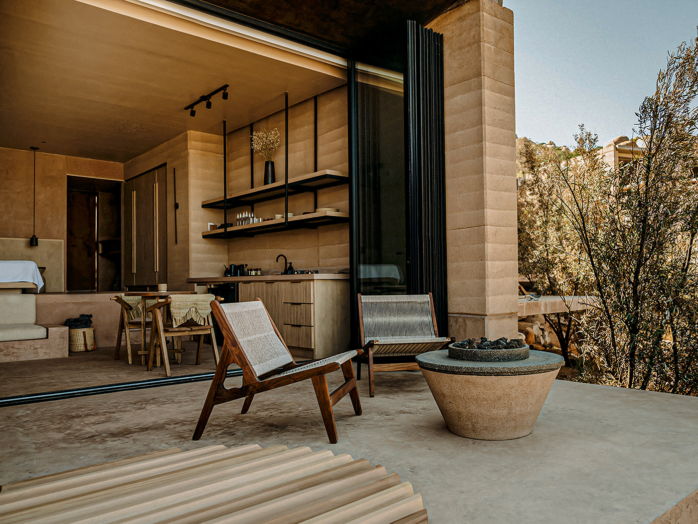 Miraearth Studio R 5