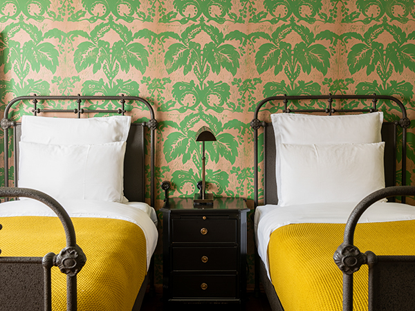 Rooms Hotel Tbilisi Garden View Twin Room V4 R 01