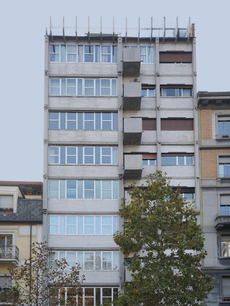 16 Milanese Architecture
