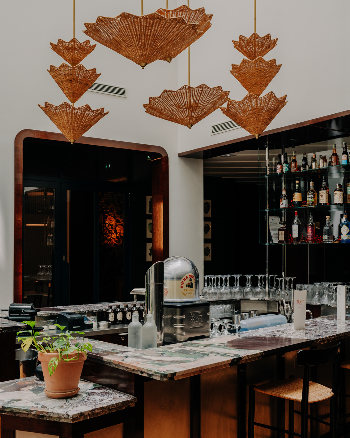 Hotel Wallace France Food And Drink 01