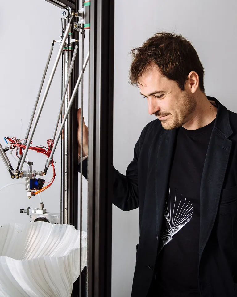 5D9c9a1ca04de900c57a7c1b Arthur Mamou Mani 05