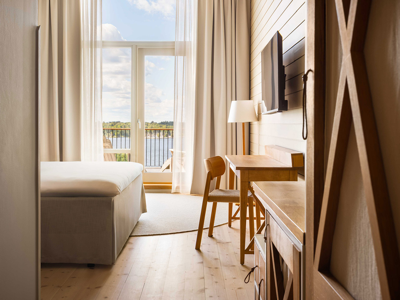 Hotel J Signature Seaview R V2 02