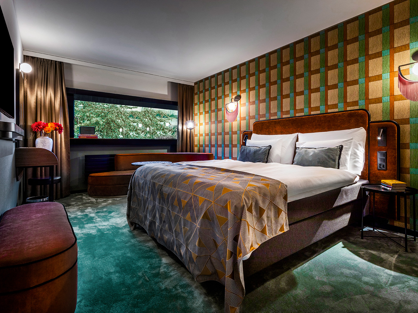 The Home Superior Signature R 01