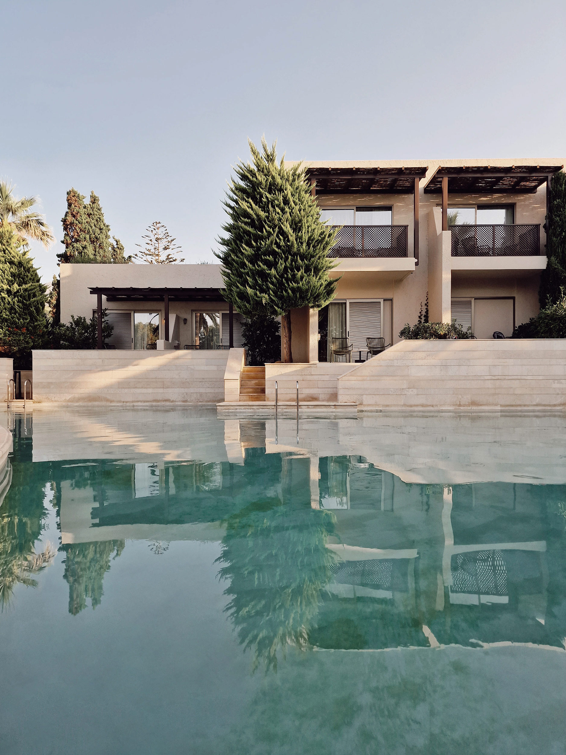 G 24 Phaea Cretan Malia