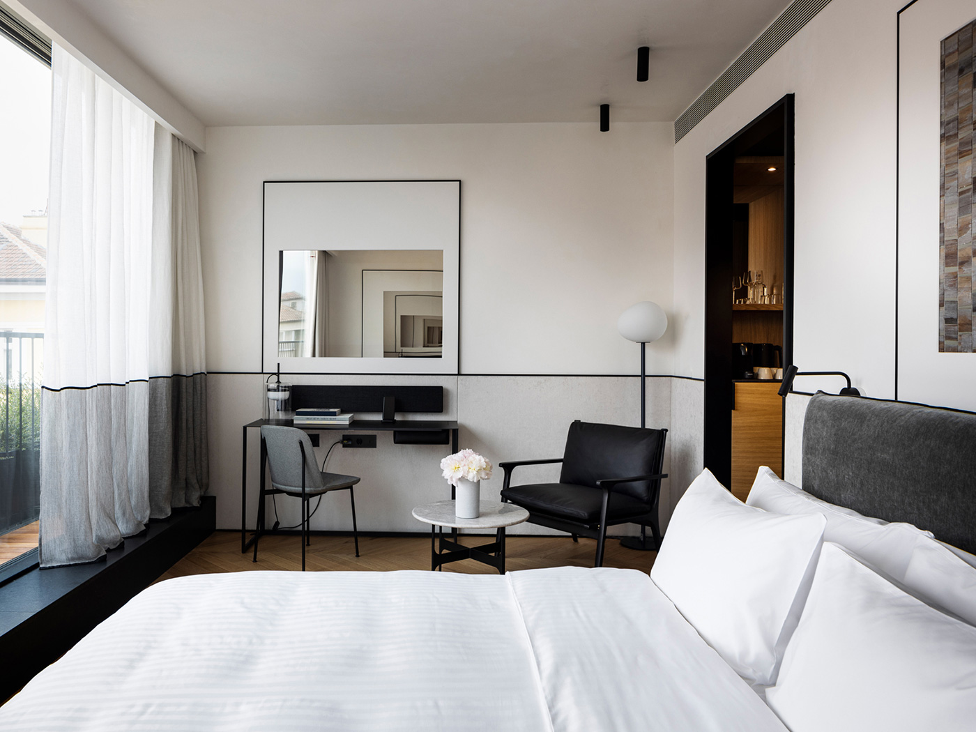 Juno Hotel Sofia Cosy Sunkissed R 06