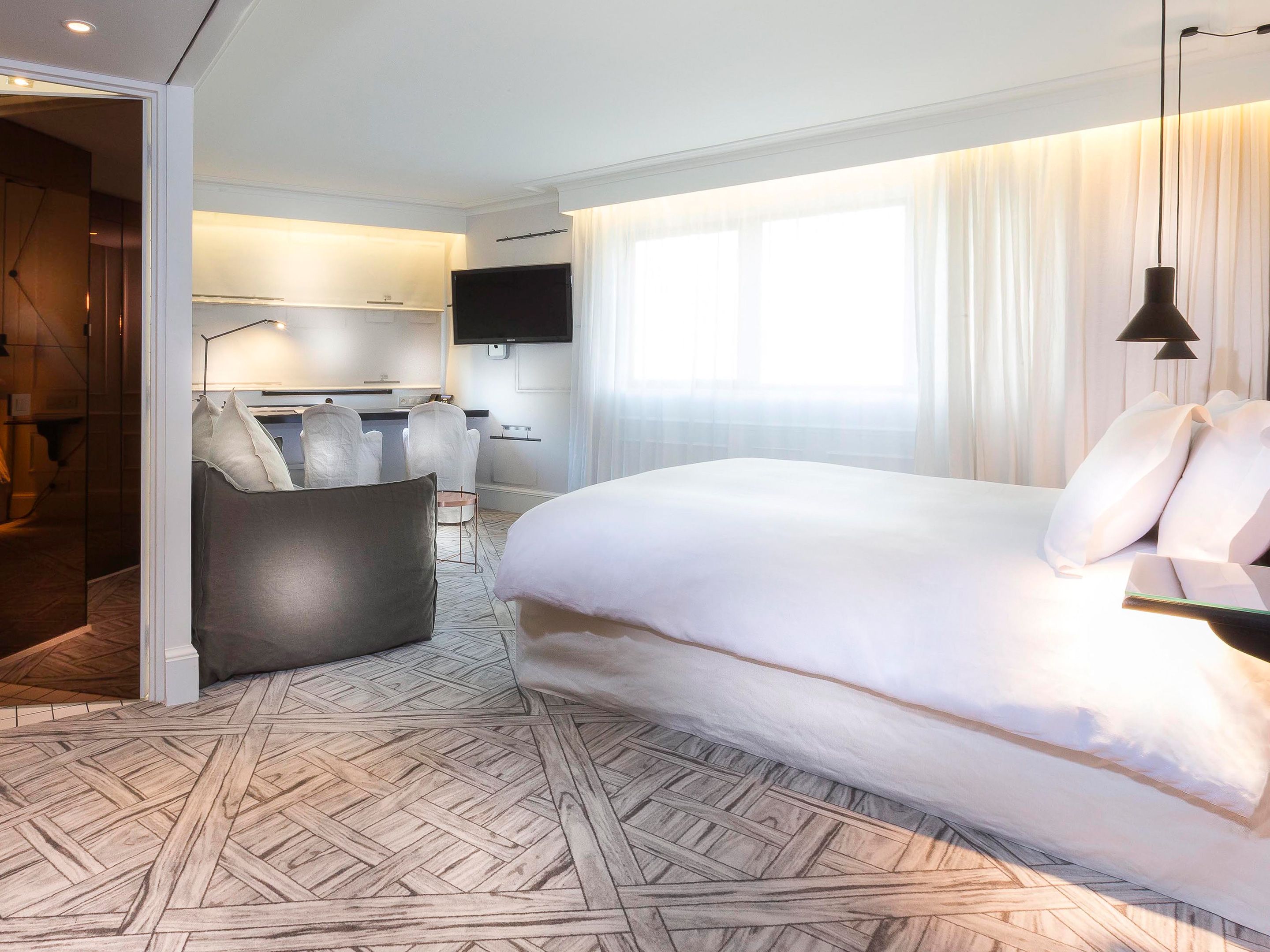 La Maison Champs Elysees Room Design in Paris