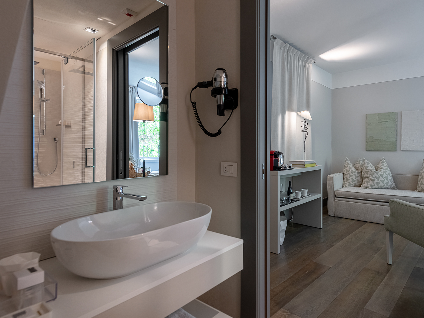 Gombithotel Two Level Suite R 06