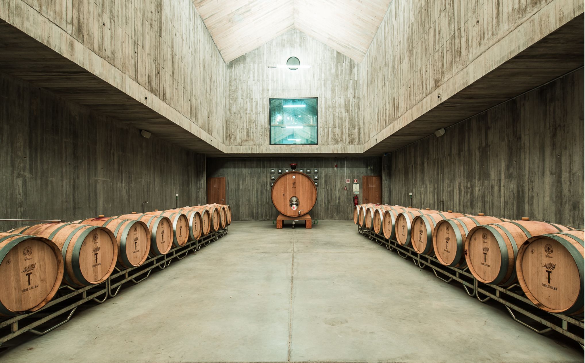 DH26 Journal Best Wine Hotels 14A
