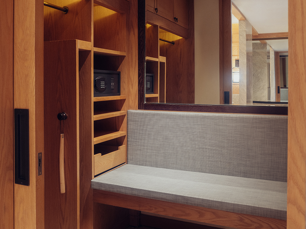 Jinmao Mountain Deluxe Suite V2 R 06