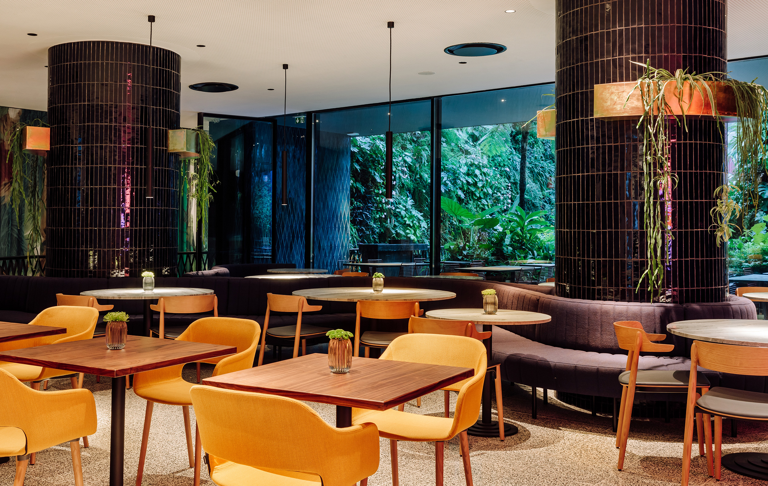 G 16 Hotel Hotel