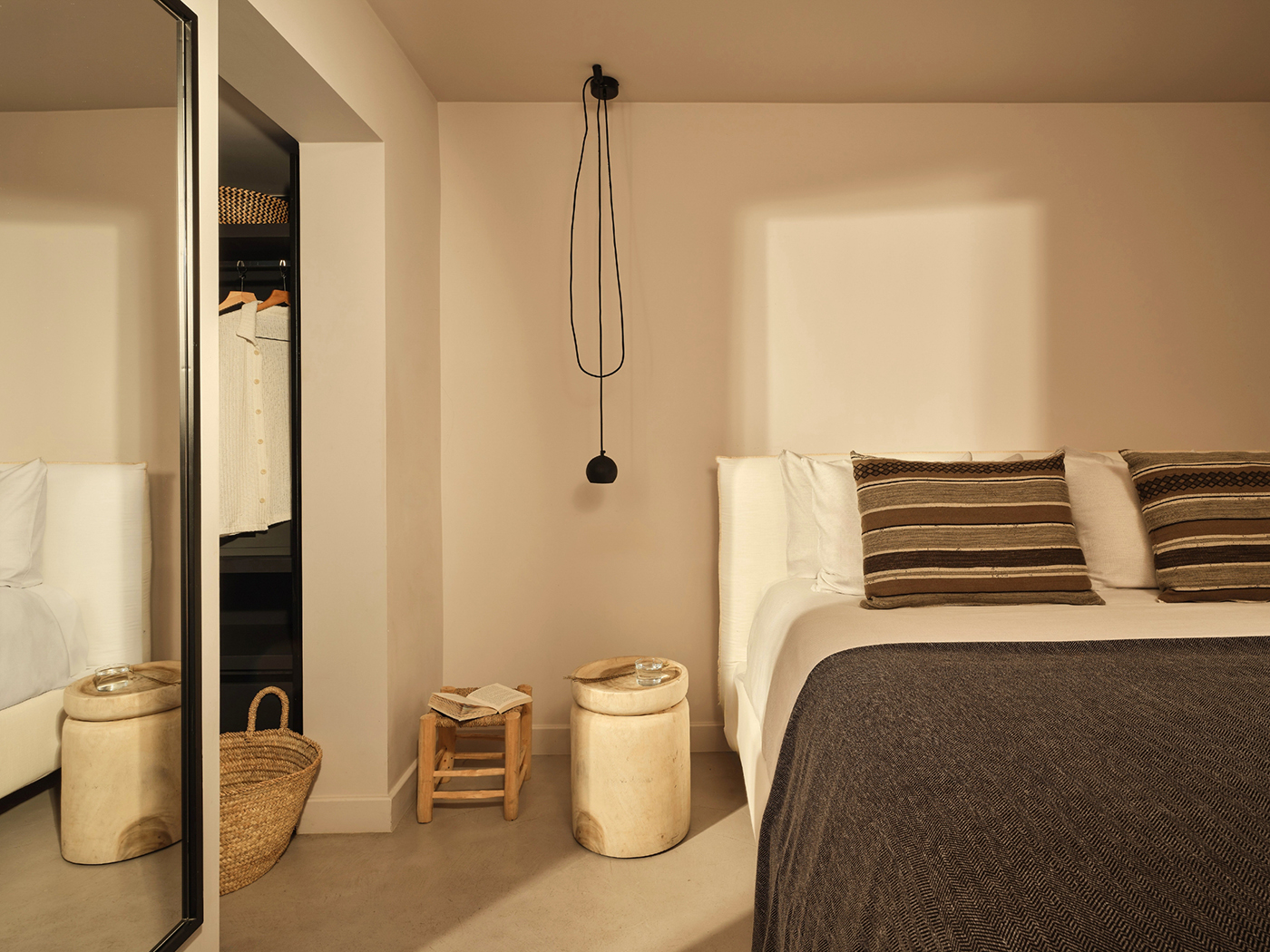 Minos Beach Sea View Bungalow R 04