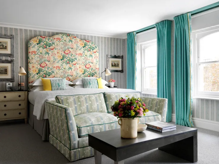 Luxury Rooms & Suites in Knightsbridge