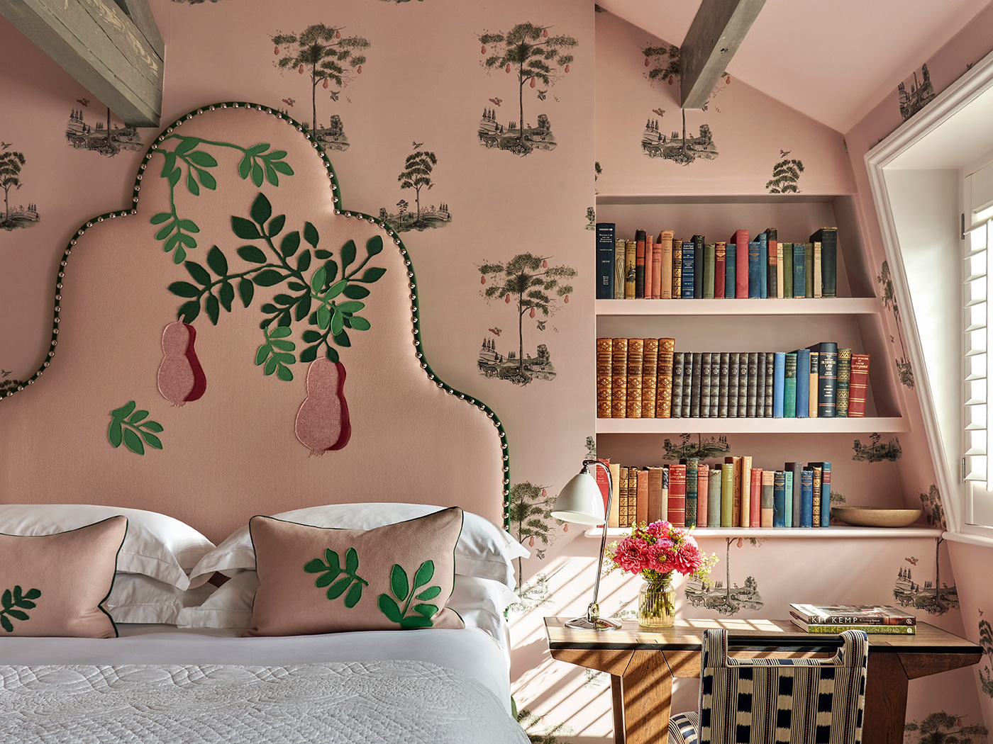 Number Sixteen Luxury Room R V2 01