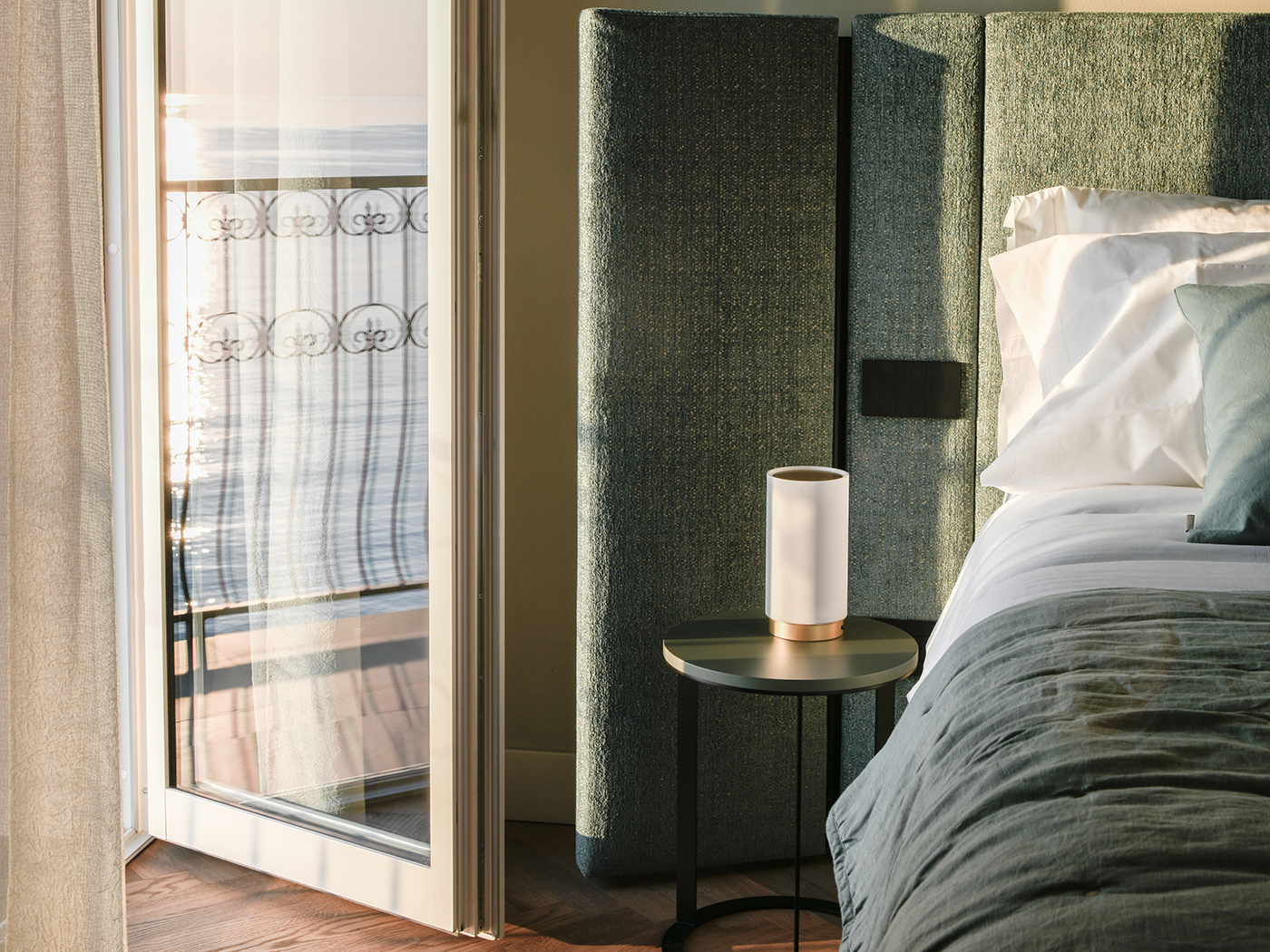 Hotel Windsor Deluxe Room 2 Balconies Seafront R 02