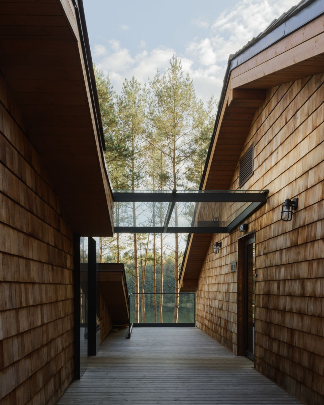 20 DH Water Centered Stays The Shelborne By Proper Esperanza Lake Resort Exterior Lake View 1