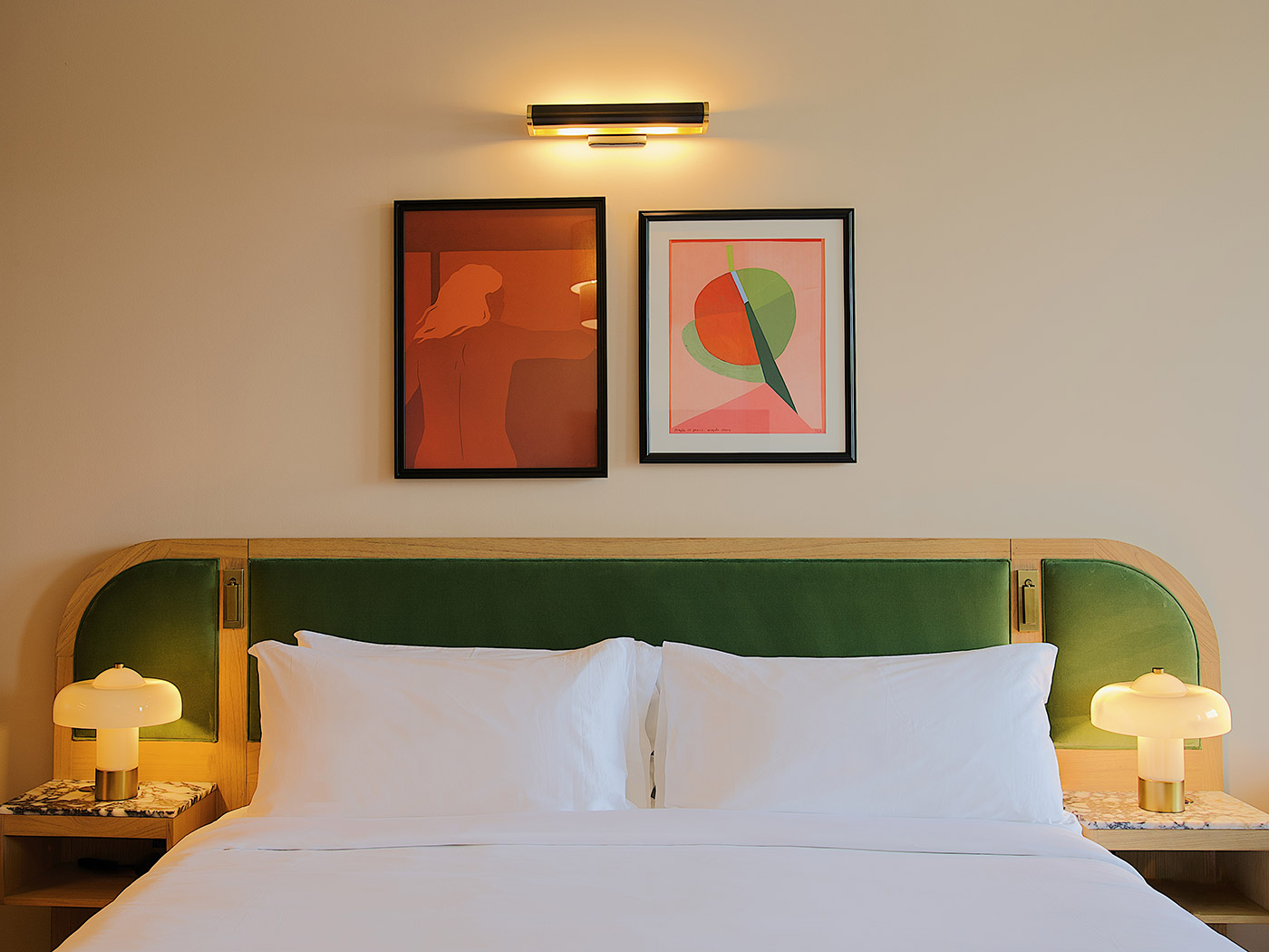 Municipal Grand King Suite Tub R 03