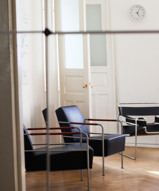 04 MBO Bursa Vasily Grogol Kristina Skripka Home Chairs