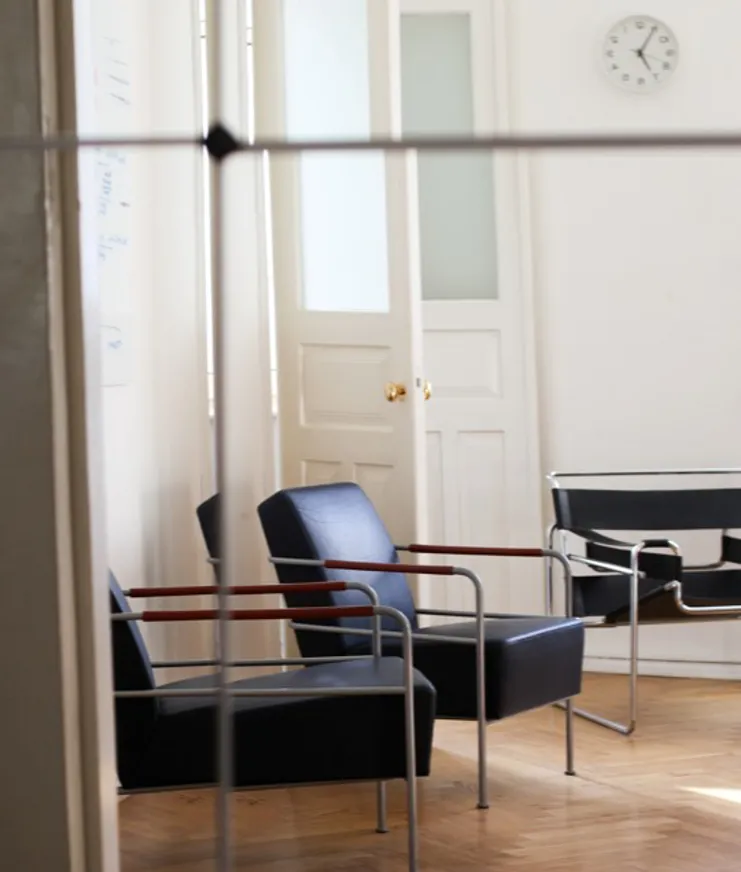 04 MBO Bursa Vasily Grogol Kristina Skripka Home Chairs