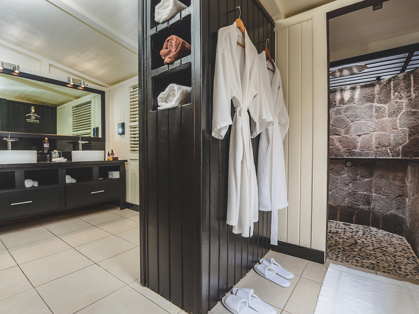 Rabot Hotel Lodge R 06