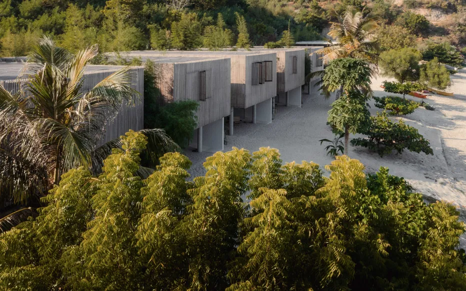 Photo gallery of Innit Lombok in Ekas Bay, Lombok, Indonesia - Design ...