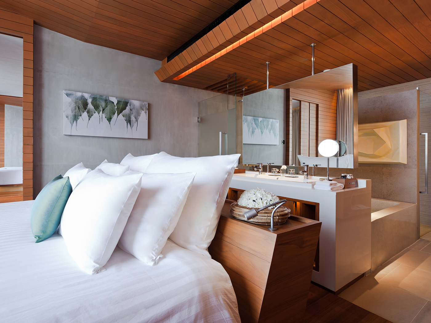 Casa De La Flora Beachfront Grand Pool Villa R 05