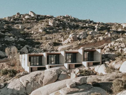 05 Romantic Getaways