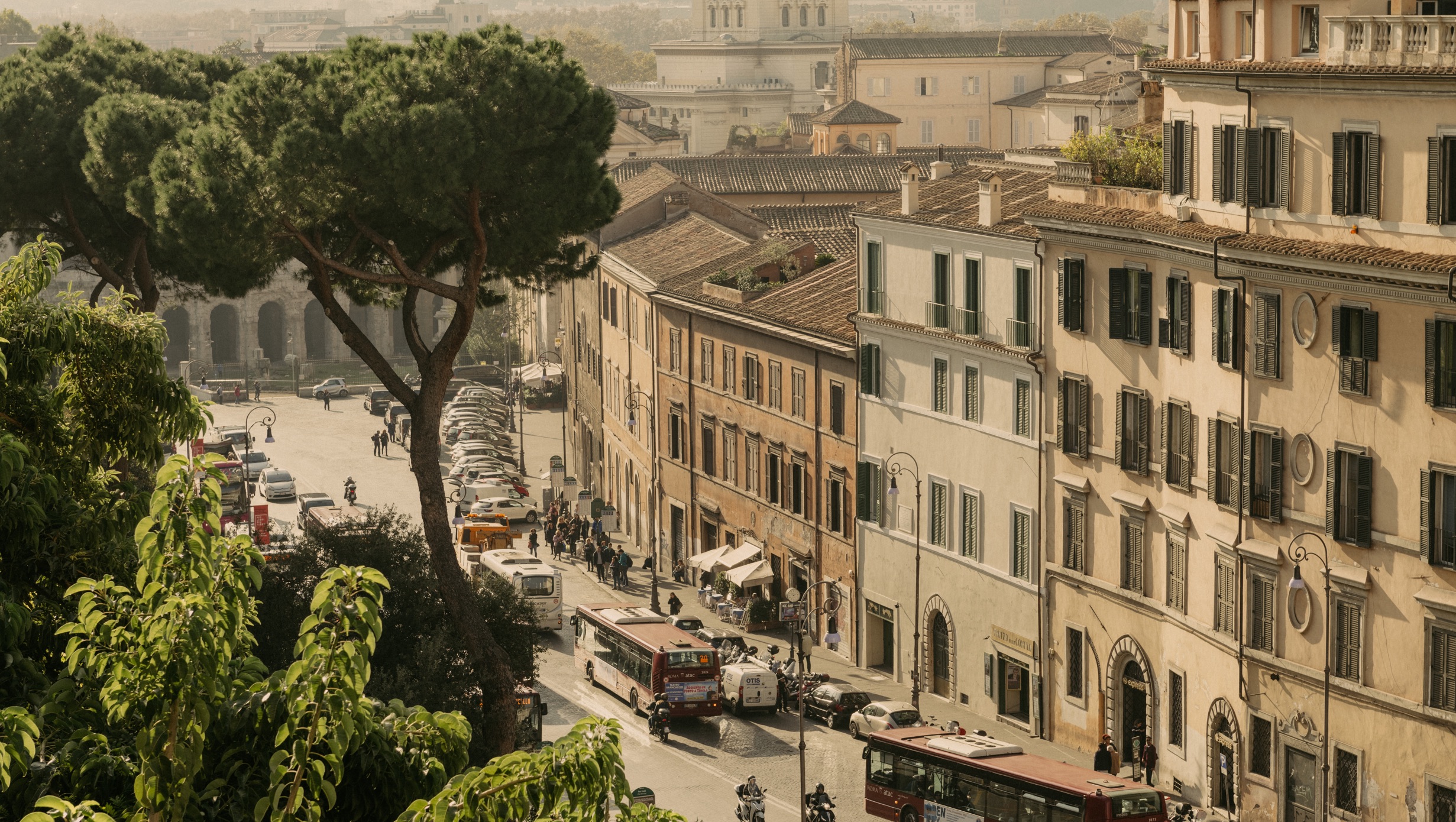 002B Chapter Roma View