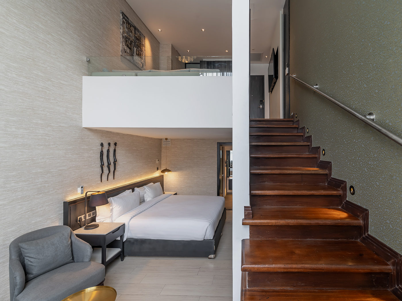 Tribe Hotel Loft Business Suite V3 R 01