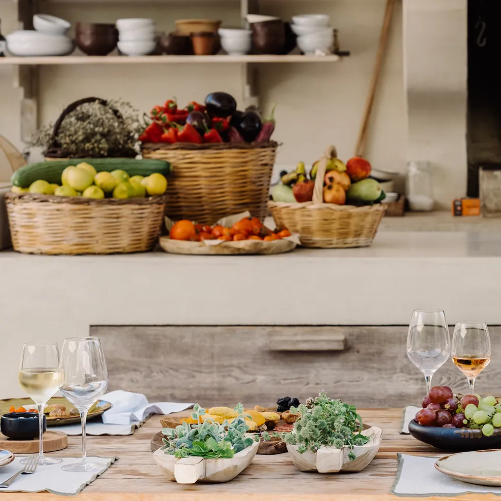 Phaea Cretan Malia Theme Box 03 Food And Drink 1