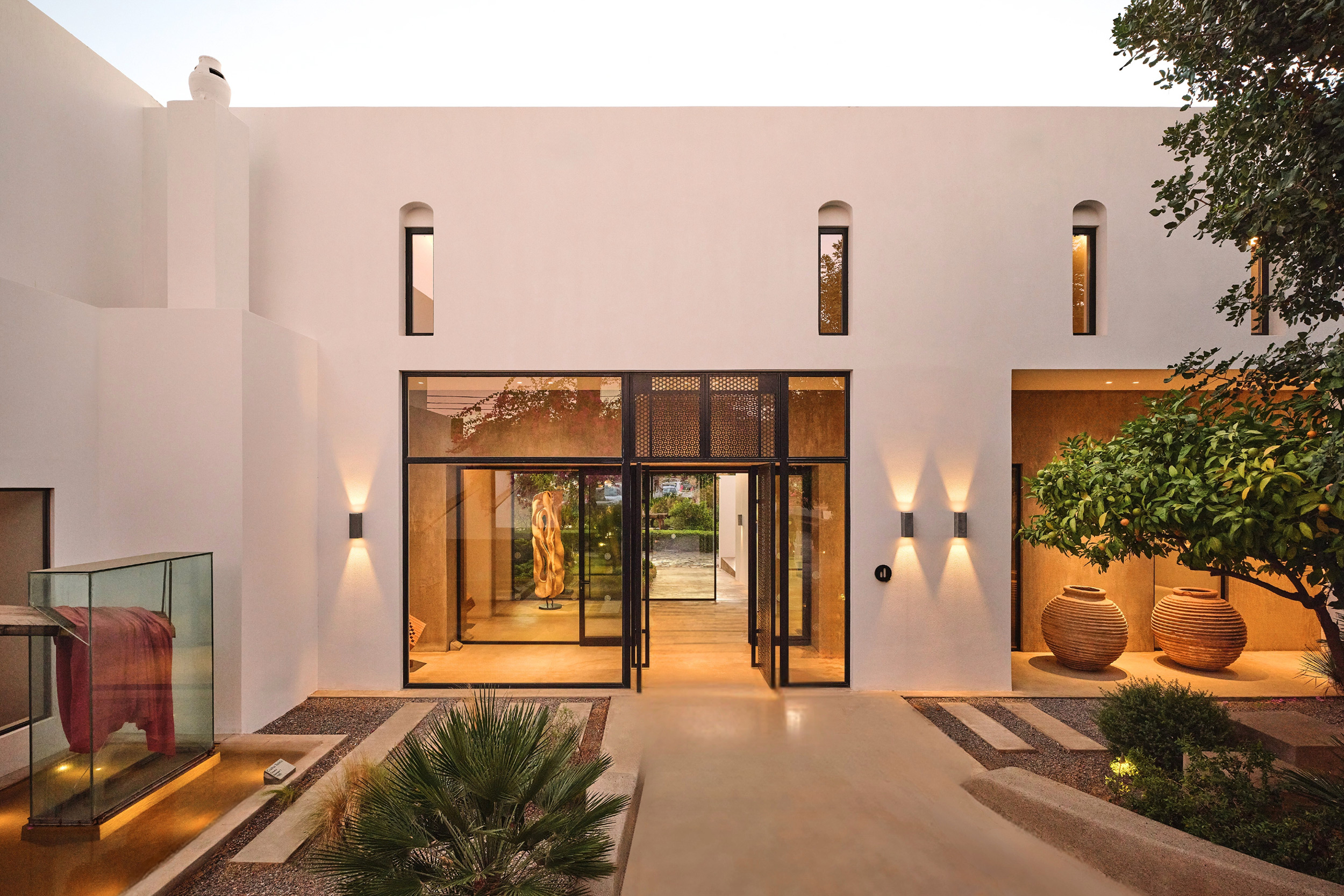 G 08 Minos Beach Art Hotel