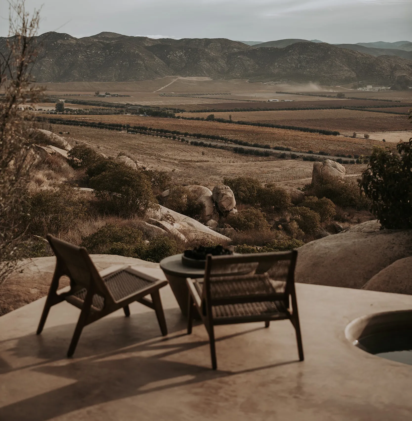 G 06 Mira Earth Studios Mexico