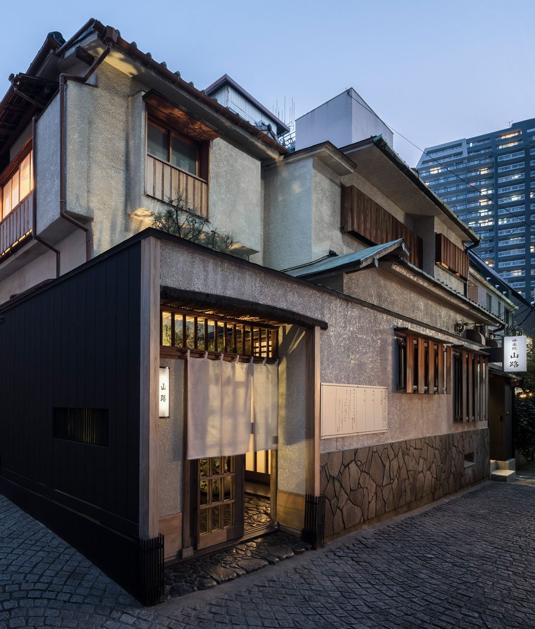 Trunk House (Tokyo, Japan) Design Hotels™