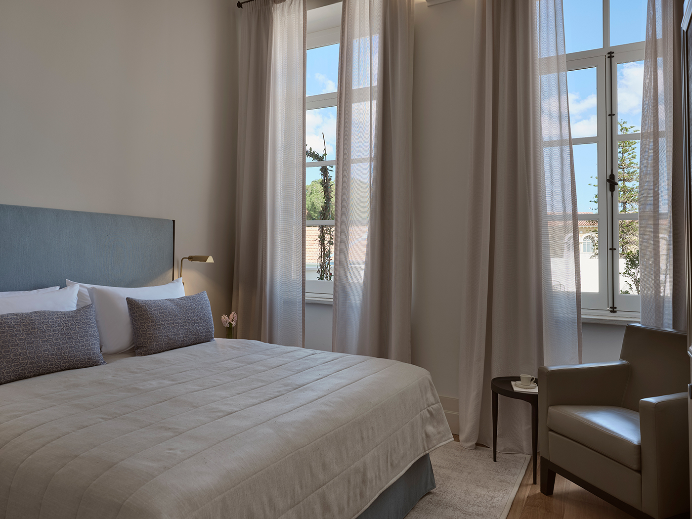 Amyth Two Bedroom Suite Terrace R 02