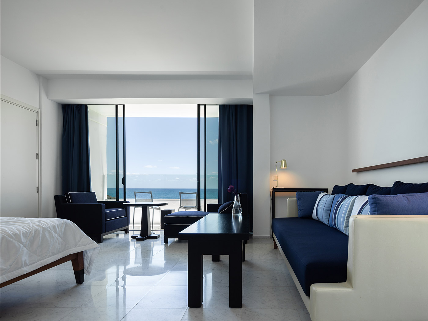 Almyra Junior Suite R 02