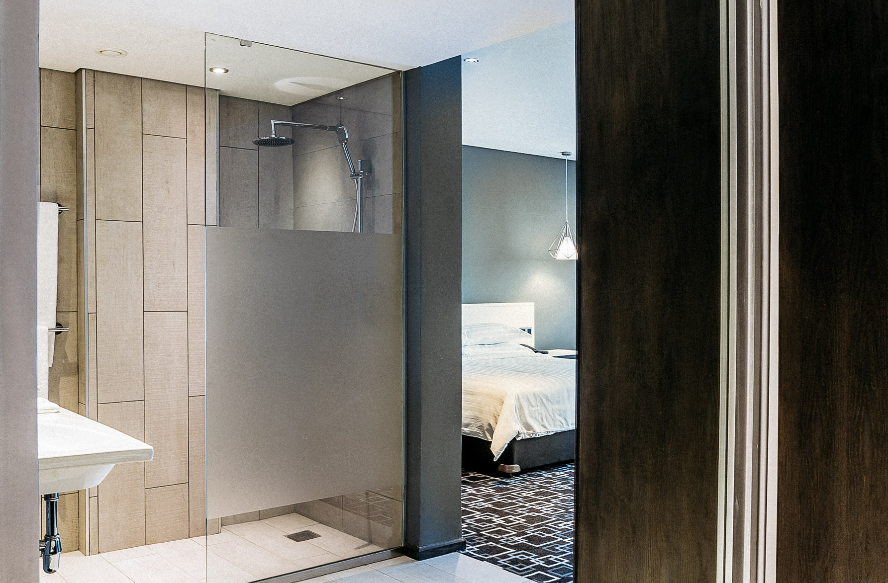 G 06 Trademark Hotel