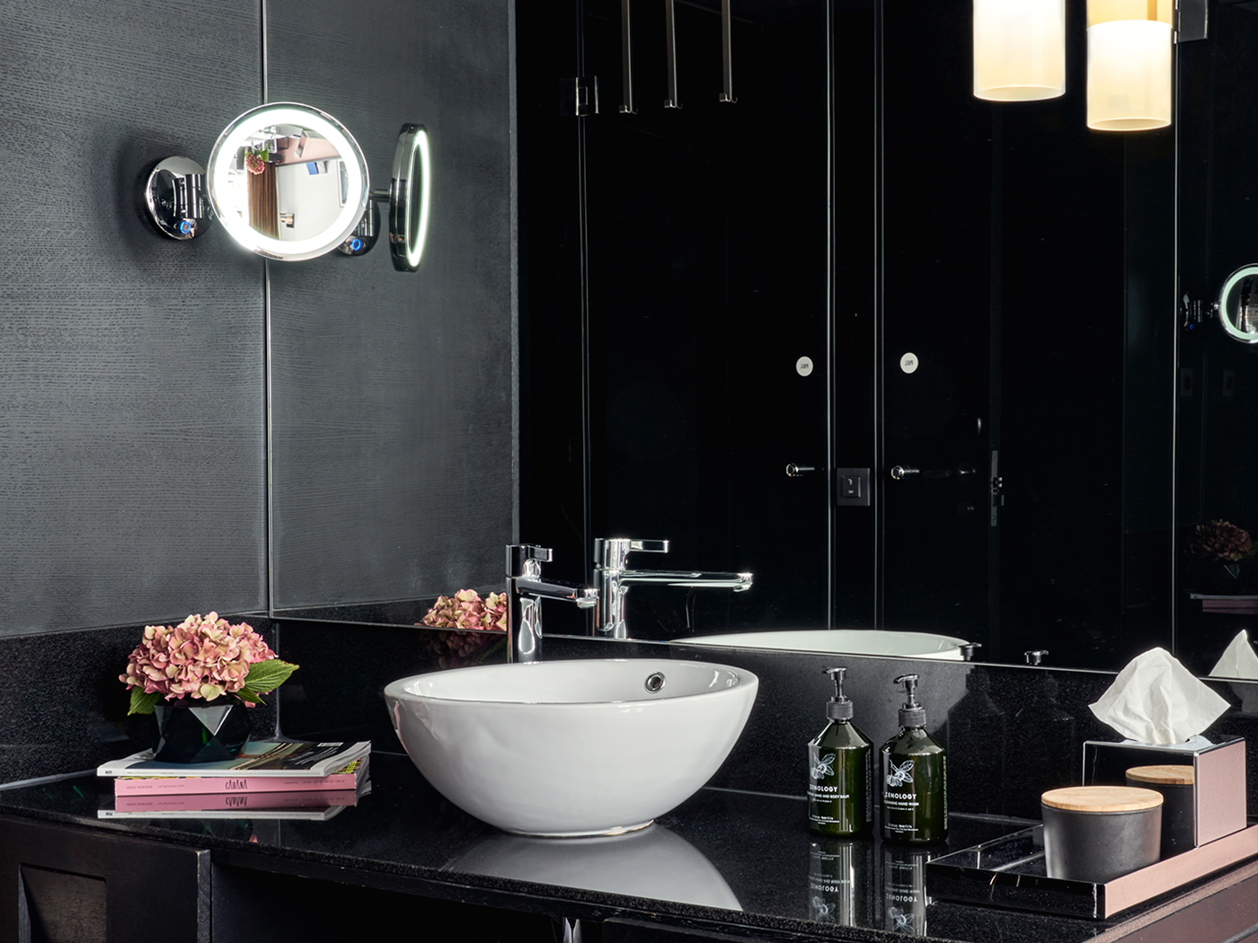 Sir Albert Sir Deluxe Double Bed V3 R 03