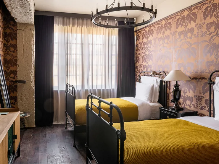 Rooms Hotel Tbilisi Family Suite V2 R 06