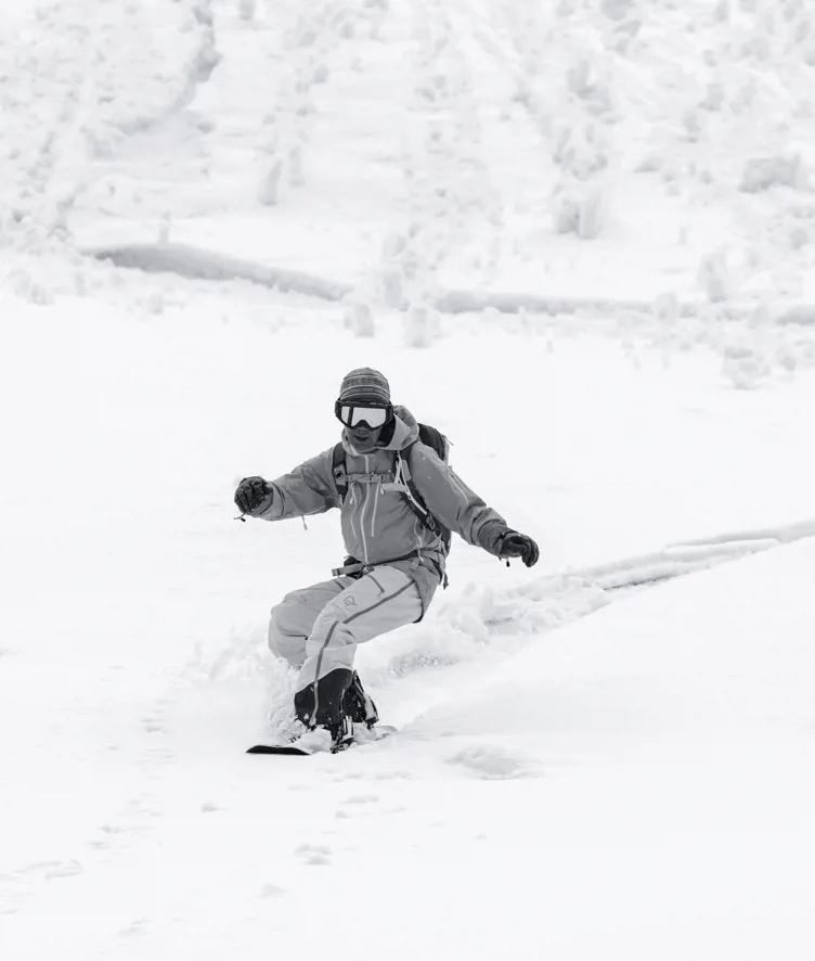 009 Toru Iwasa Snowboarding