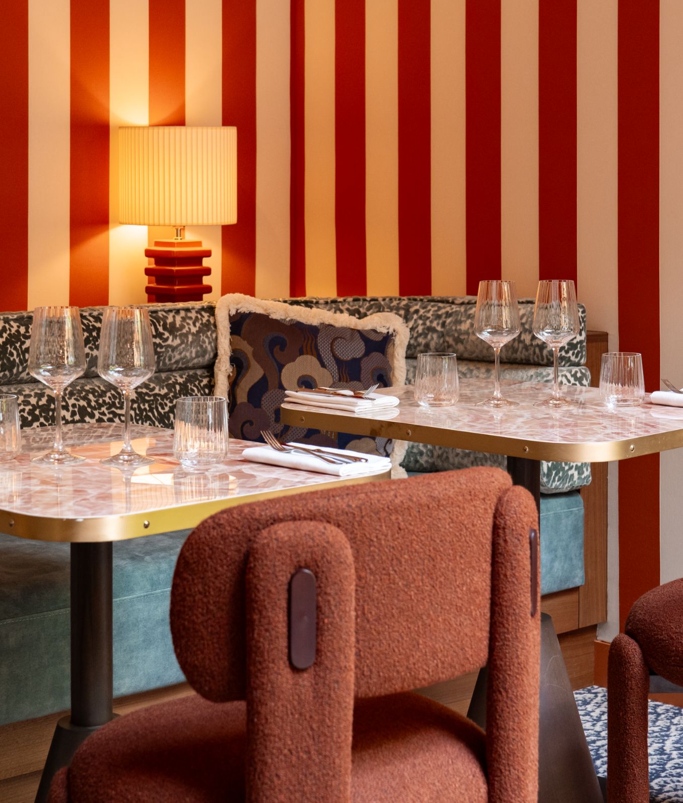 La Maison Champs Elysees Theme Box 01 Food And Drink 2