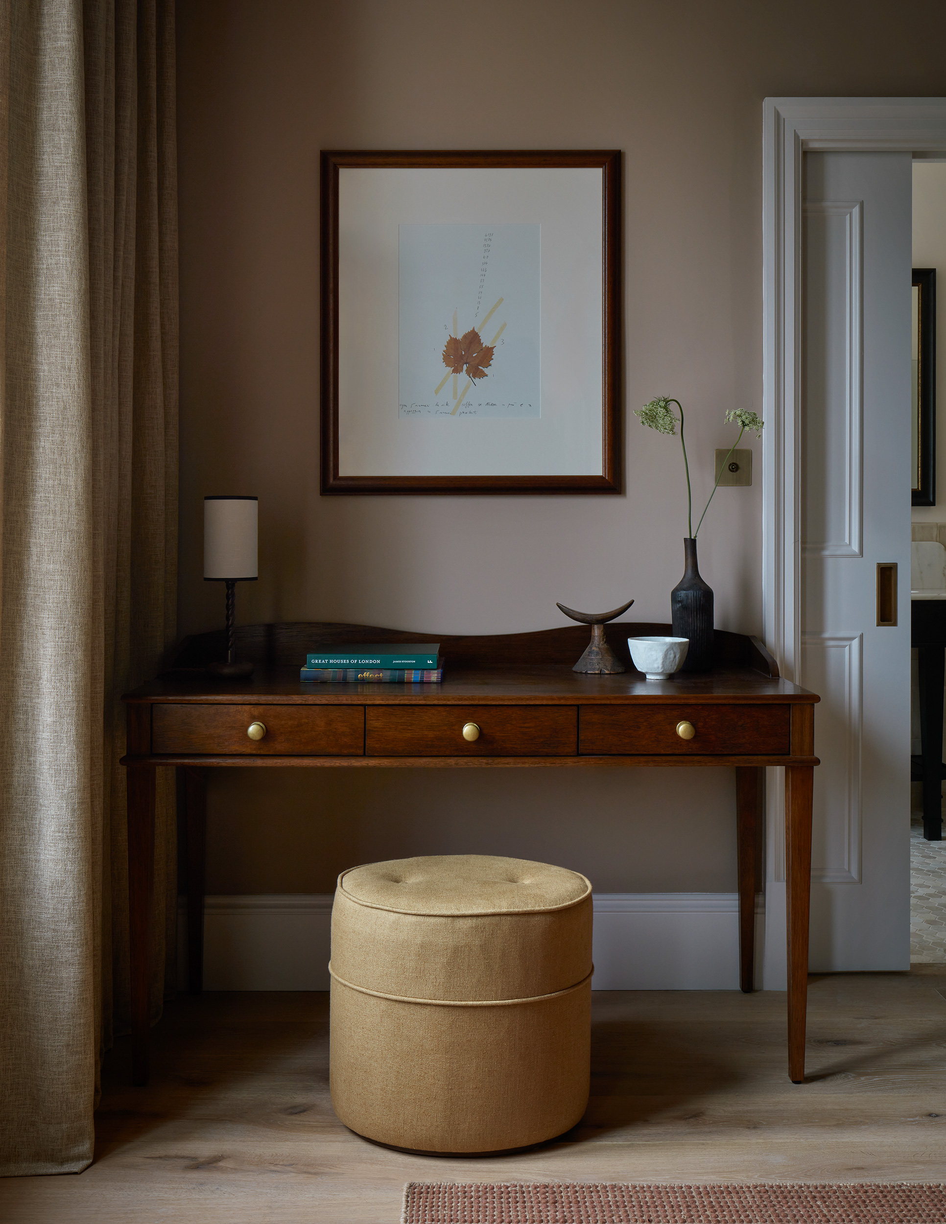 G 30 Templeton Garden London Rooms