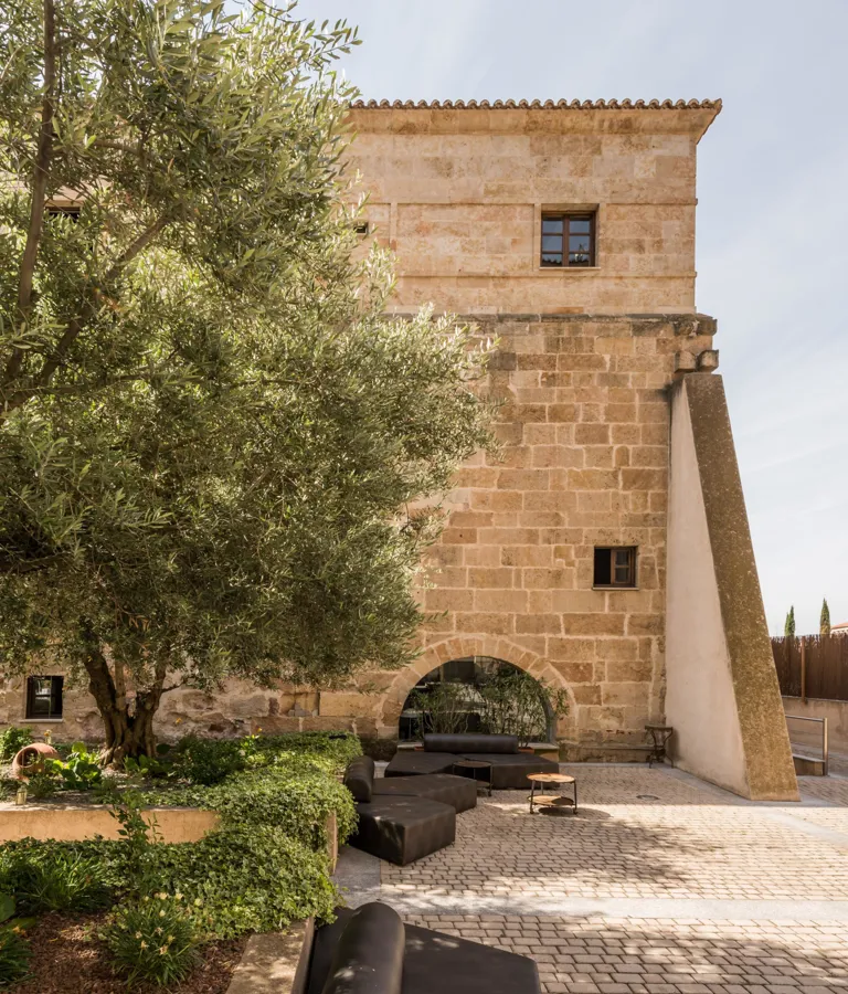 Hospes Palacio De San Esteban Architecture