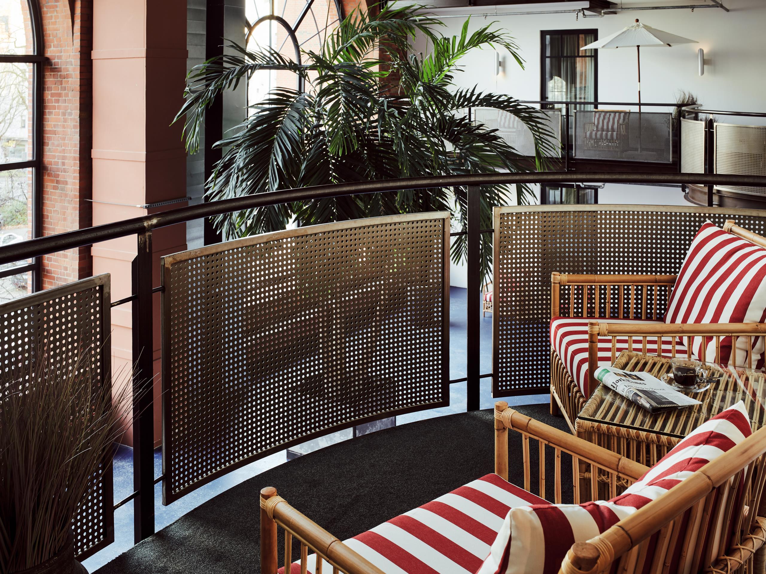 Gastwerk Hotel Hamburg S Loft Atrium R 03