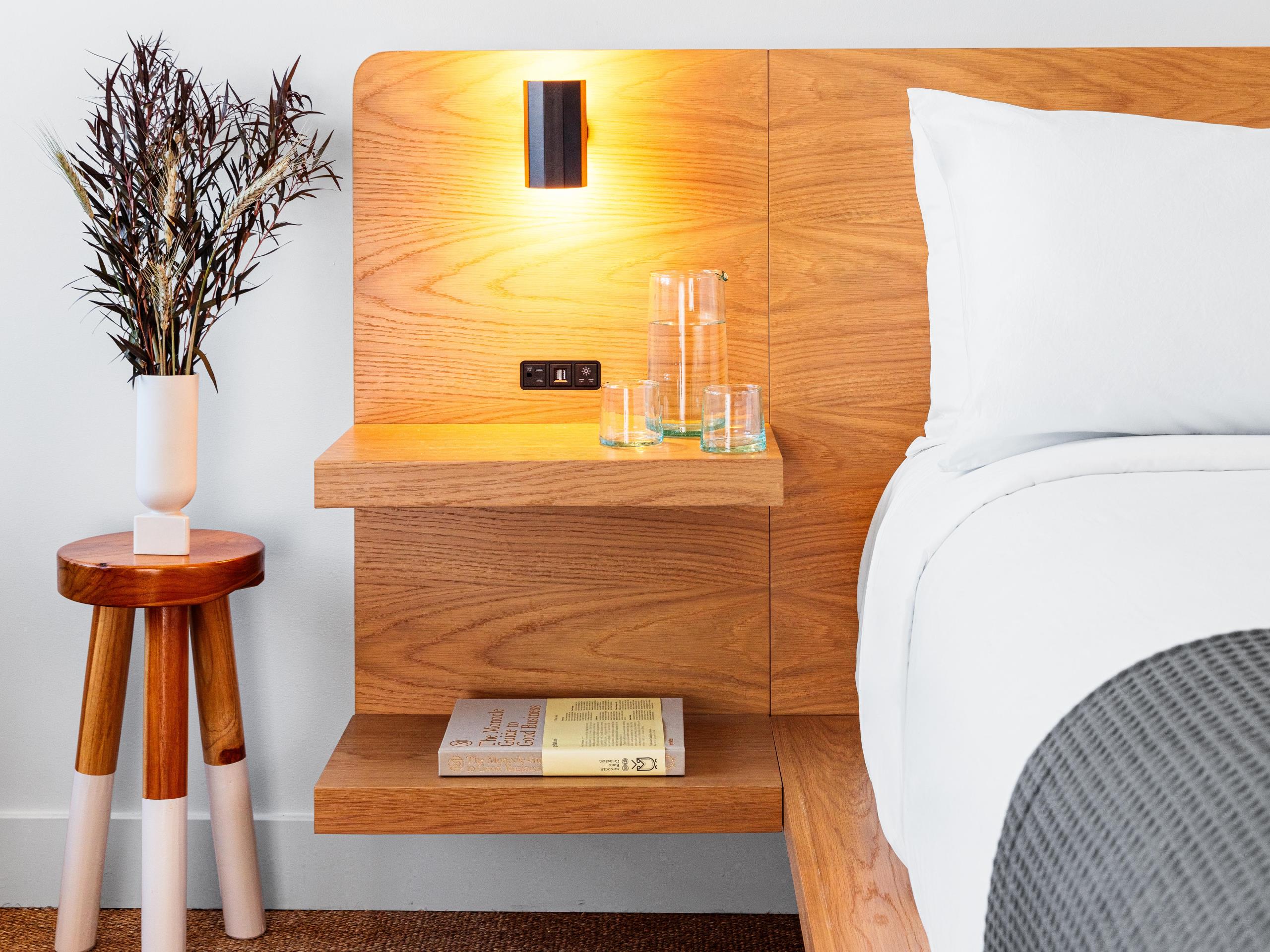 Hotel June ADA Spacious R 2