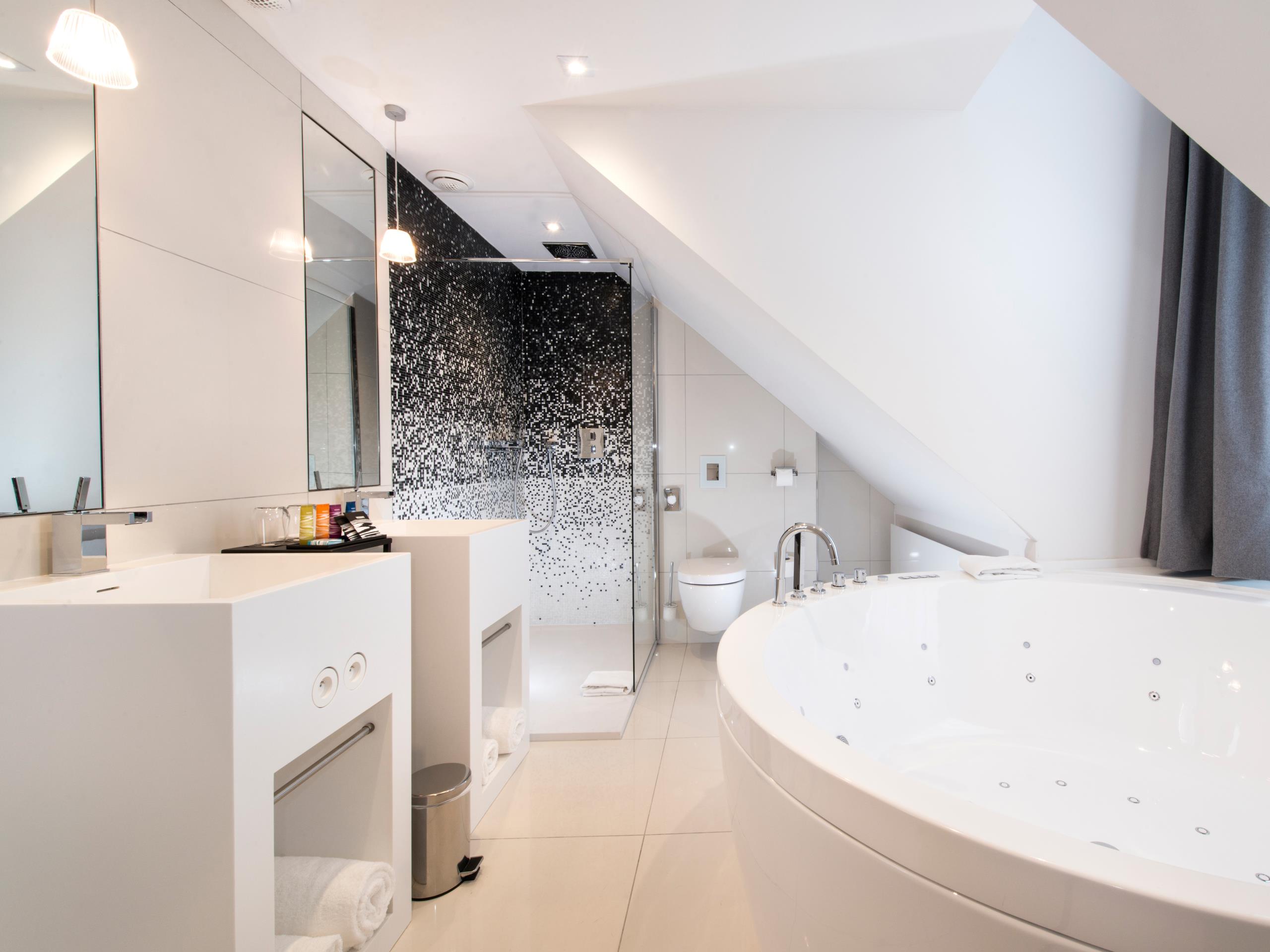 Vertigo Hotel Magique Suite R 3