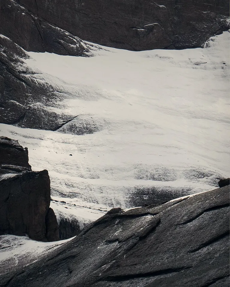 Skiing Niches Blackstone